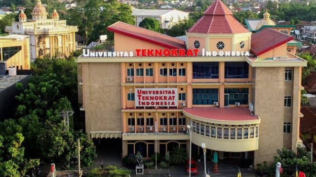 universitas teknokrat indonesia